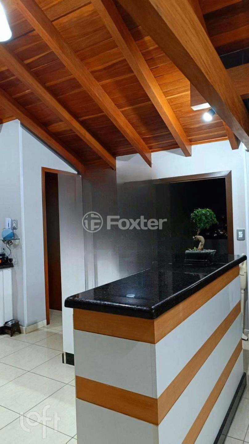 Cobertura à venda com 3 quartos, 250m² - Foto 6