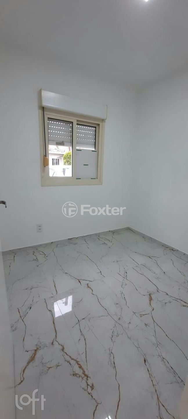 Casa à venda com 2 quartos, 61m² - Foto 4