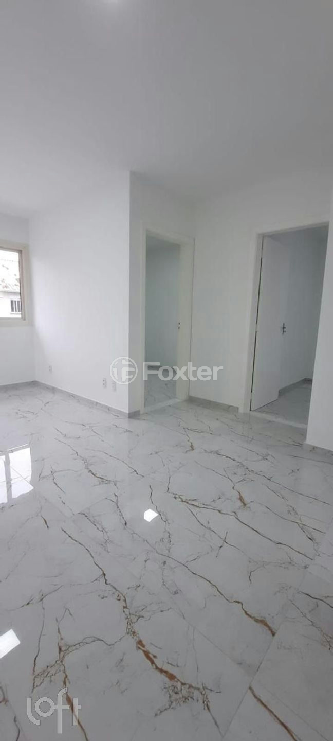Casa à venda com 2 quartos, 61m² - Foto 2