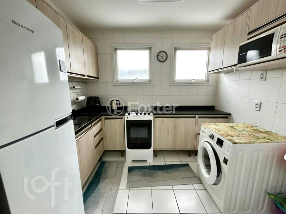 Apartamento à venda com 2 quartos, 62m² - Foto 7