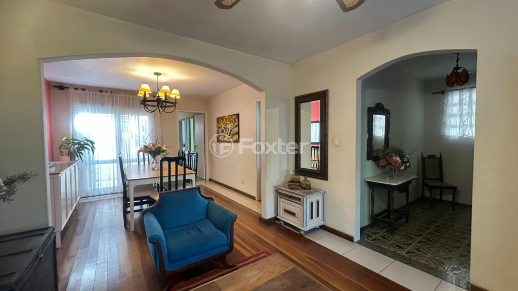 Casa à venda com 5 quartos, 115m² - Foto 7