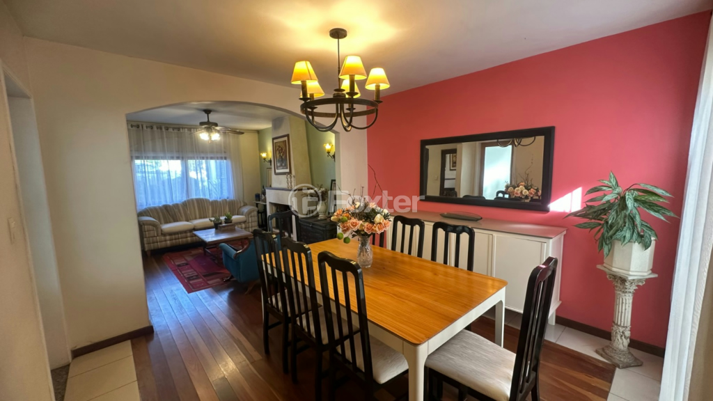 Casa à venda com 5 quartos, 115m² - Foto 12