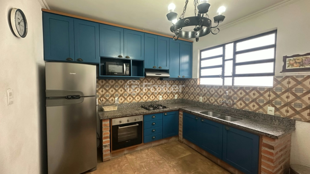 Casa à venda com 5 quartos, 115m² - Foto 15
