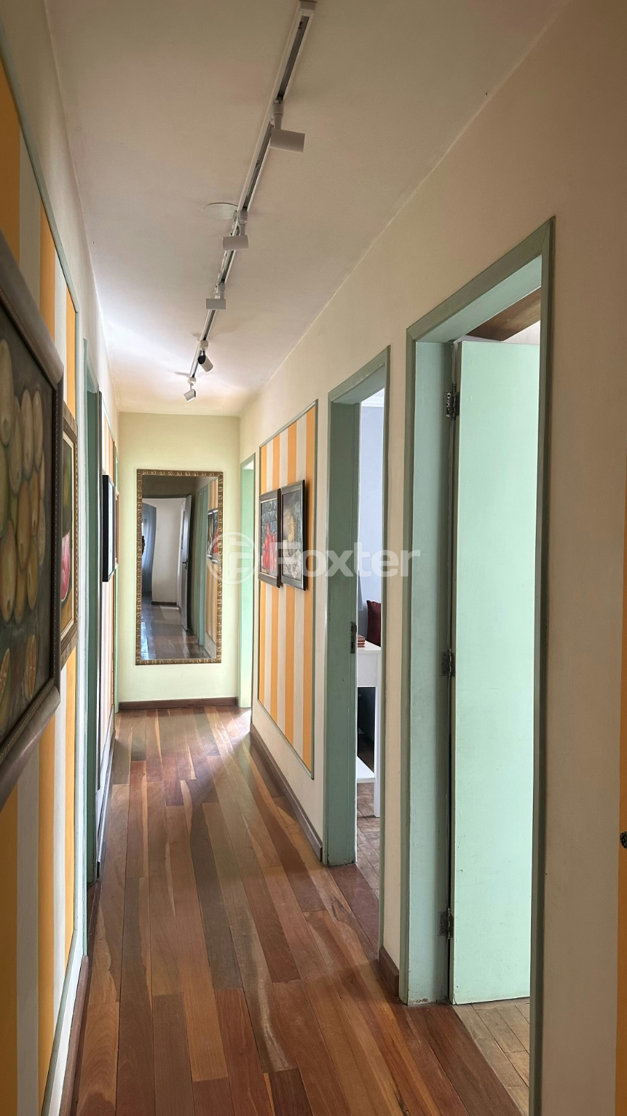 Casa à venda com 5 quartos, 115m² - Foto 19