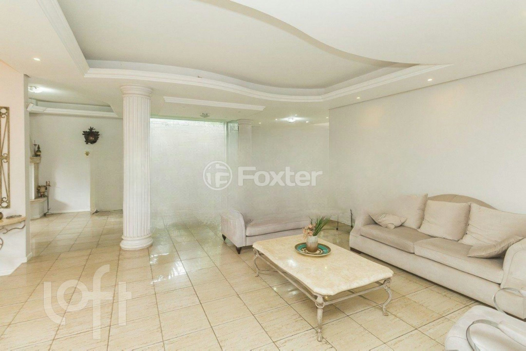 Casa à venda com 5 quartos, 650m² - Foto 1