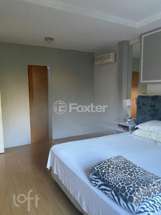 Casa à venda com 5 quartos, 650m² - Foto 25