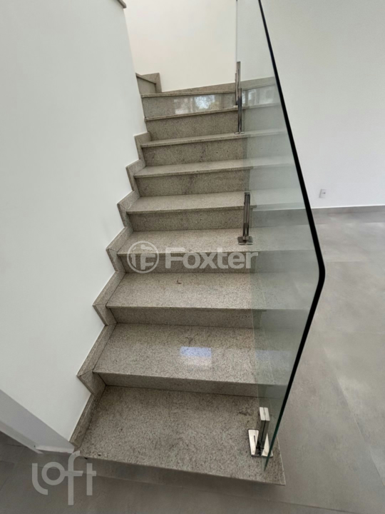 Casa de Condomínio à venda com 3 quartos, 125m² - Foto 2