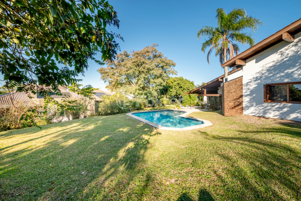 Casa de Condomínio à venda com 3 quartos, 388m² - Foto 40