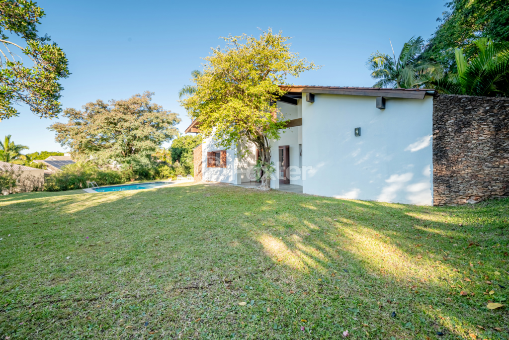 Casa de Condomínio à venda com 3 quartos, 388m² - Foto 48