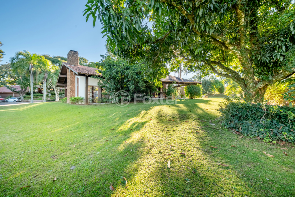 Casa de Condomínio à venda com 3 quartos, 388m² - Foto 46