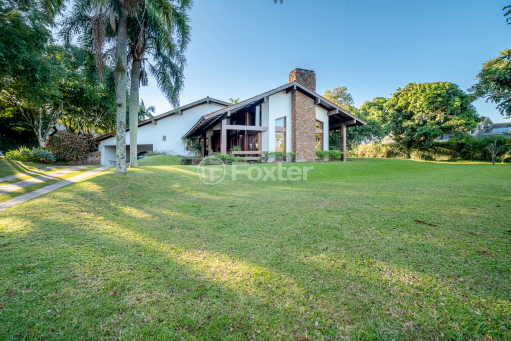 Casa de Condomínio à venda com 3 quartos, 388m² - Foto 38