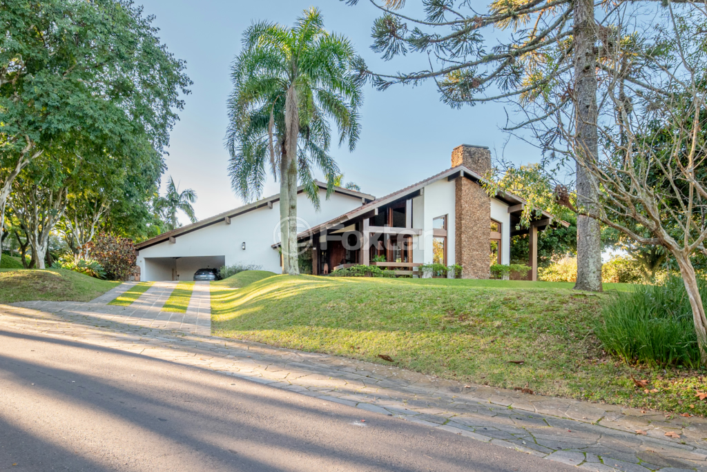 Casa de Condomínio à venda com 3 quartos, 388m² - Foto 44