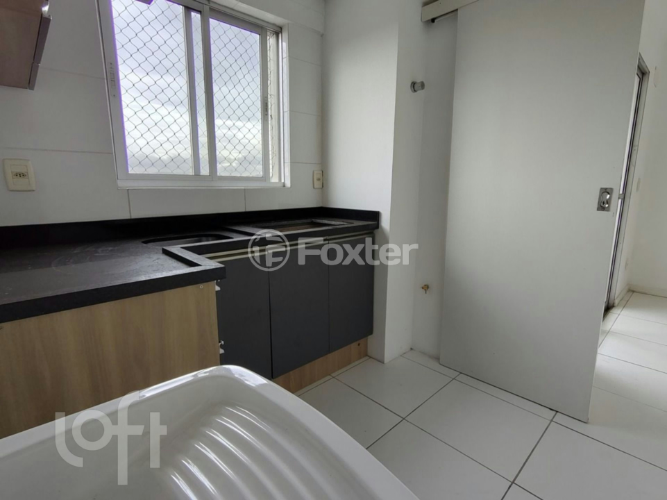 Apartamento à venda com 2 quartos, 61m² - Foto 4