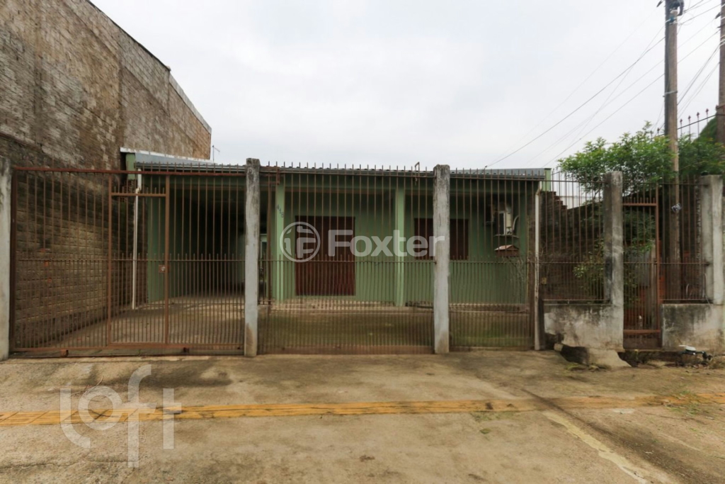 Casa à venda com 2 quartos, 131m² - Foto 2