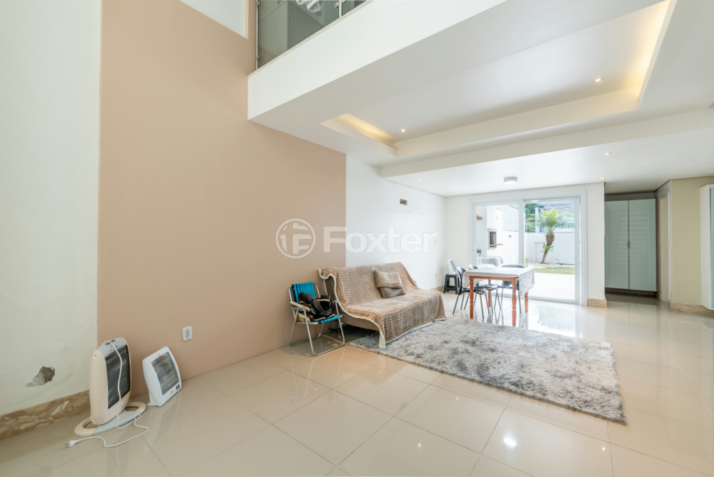 Casa de Condomínio à venda com 3 quartos, 190m² - Foto 2