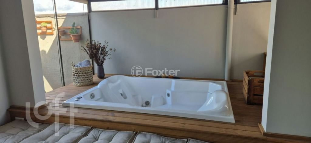 Cobertura à venda com 2 quartos, 150m² - Foto 2
