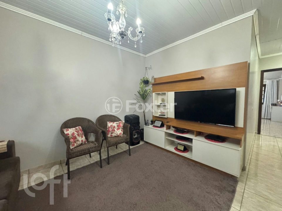 Casa à venda com 2 quartos, 125m² - Foto 2