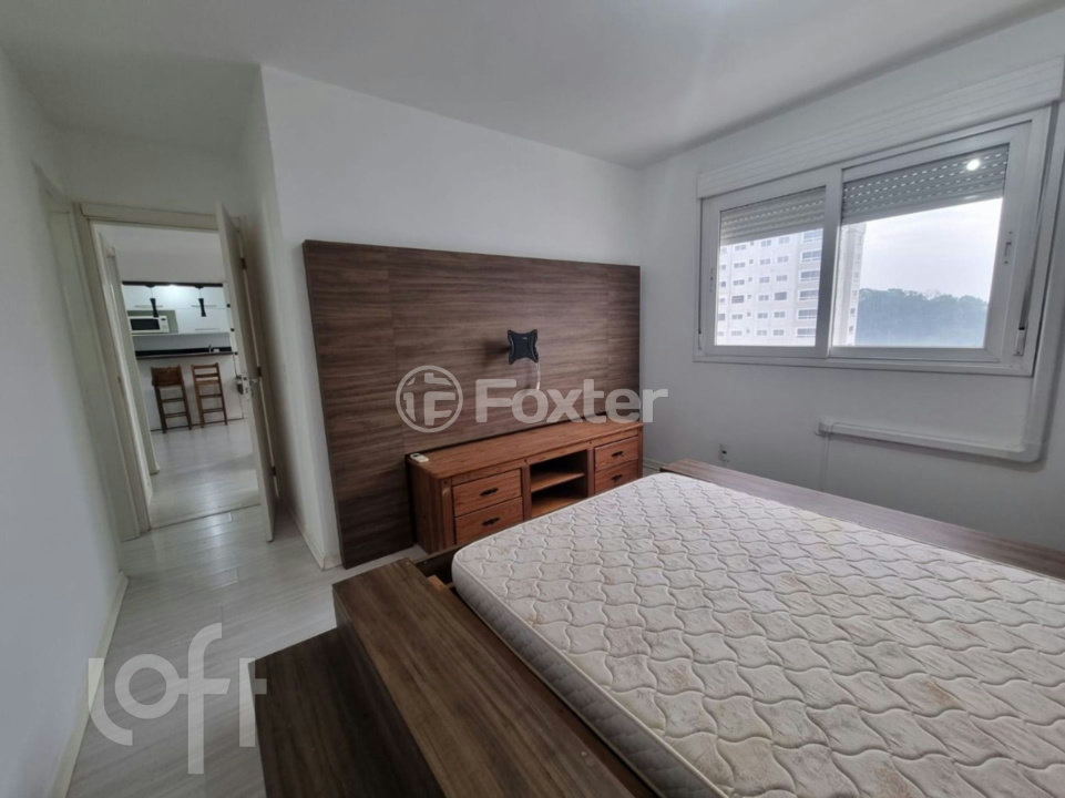 Apartamento à venda com 2 quartos, 62m² - Foto 11