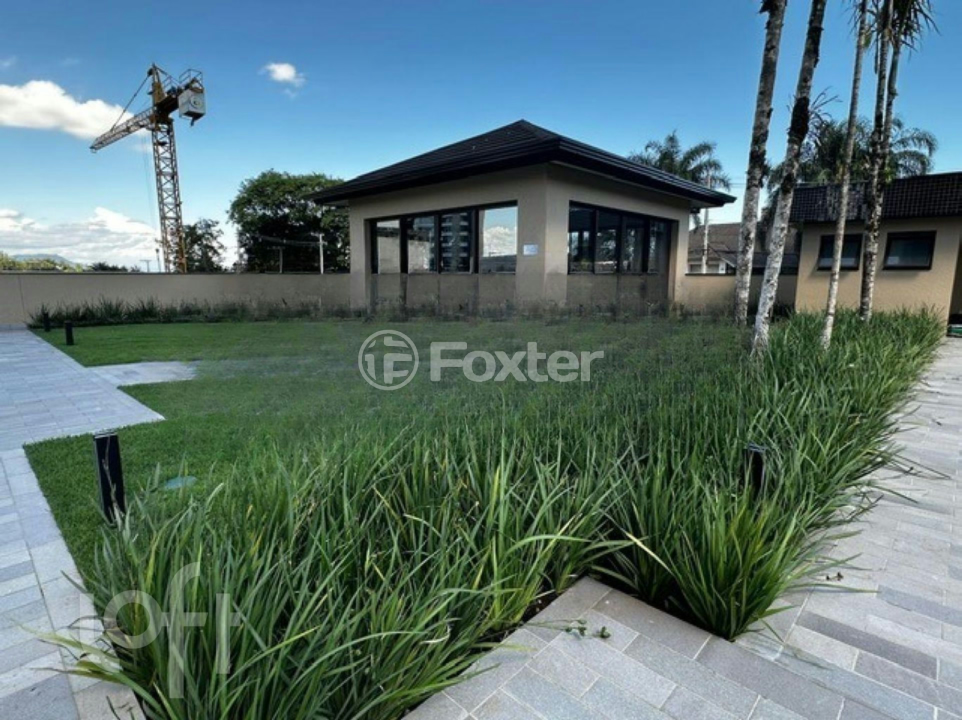 Apartamento à venda com 3 quartos, 162m² - Foto 2