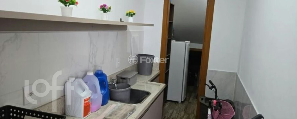 Casa à venda com 3 quartos, 180m² - Foto 8