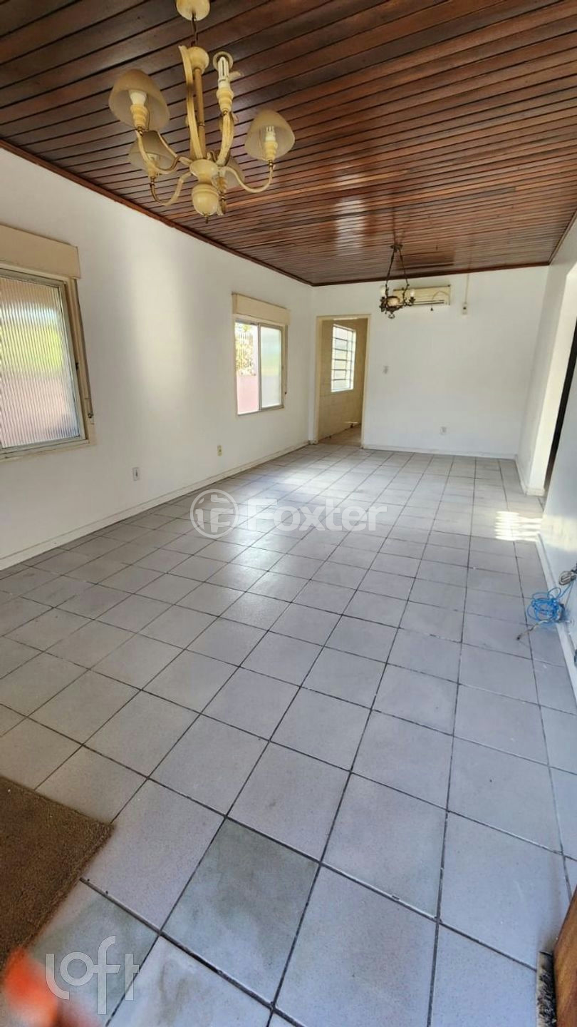 Casa à venda com 3 quartos, 160m² - Foto 1