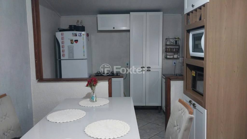 Casa à venda com 2 quartos, 60m² - Foto 5