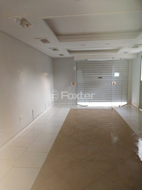Casa à venda com 2 quartos, 60m² - Foto 2