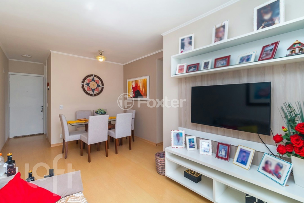 Apartamento à venda com 3 quartos, 67m² - Foto 2
