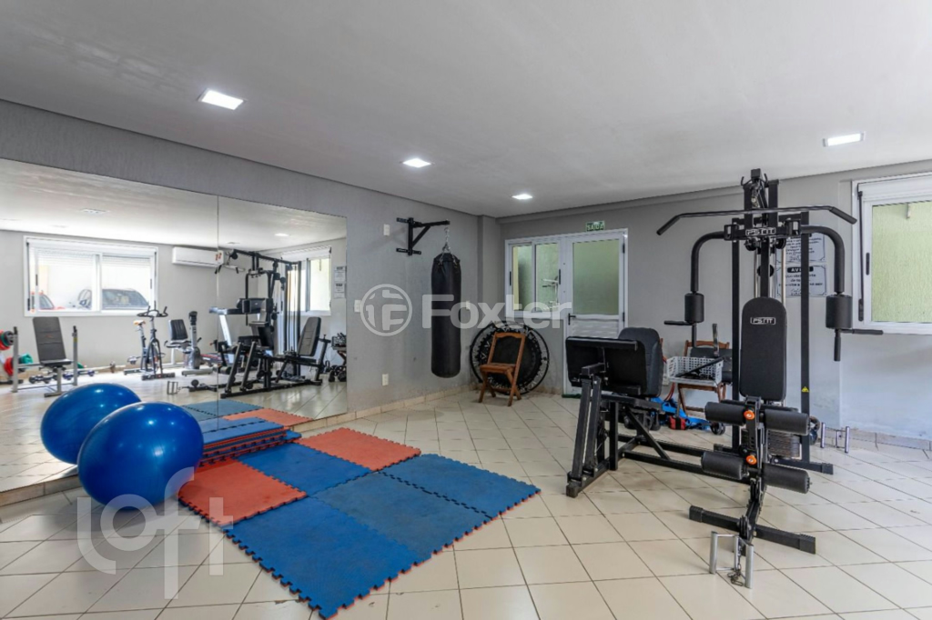 Apartamento à venda com 2 quartos, 78m² - Foto 30