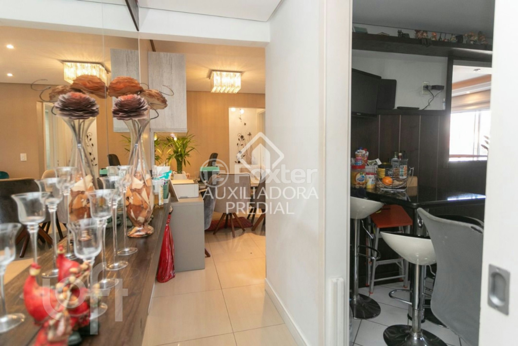 Apartamento à venda com 2 quartos, 78m² - Foto 13