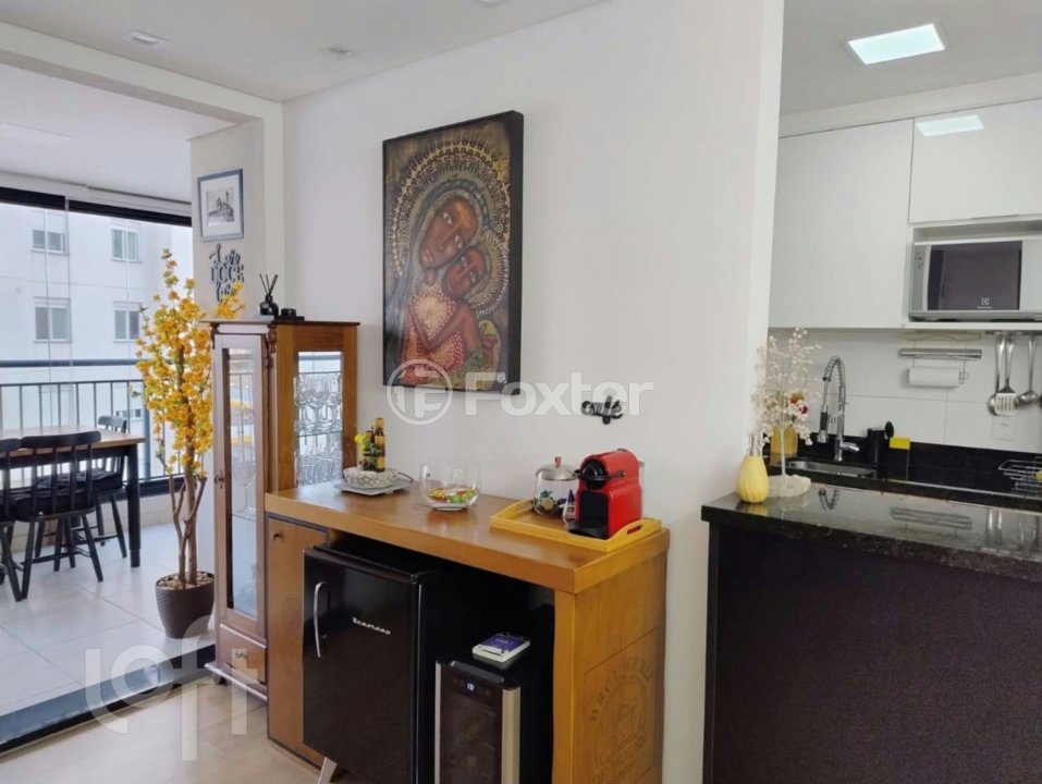 Apartamento à venda com 2 quartos, 73m² - Foto 4