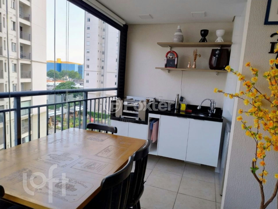 Apartamento à venda com 2 quartos, 73m² - Foto 2