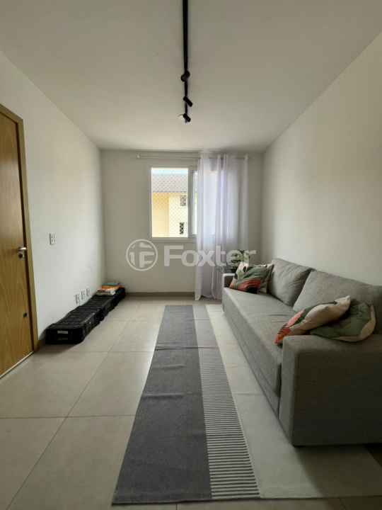 Apartamento à venda com 2 quartos, 63m² - Foto 2