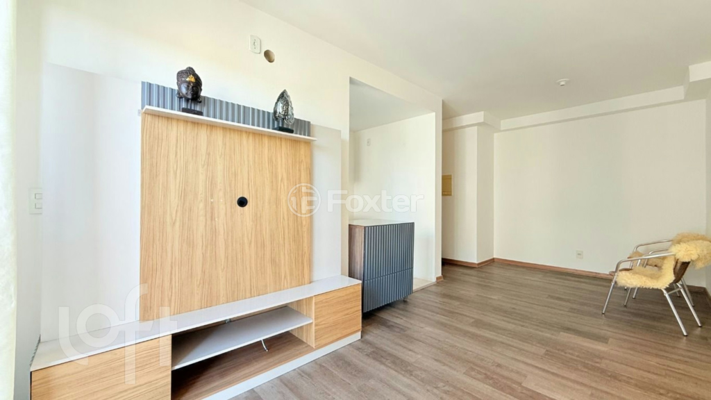 Apartamento à venda com 3 quartos, 68m² - Foto 2