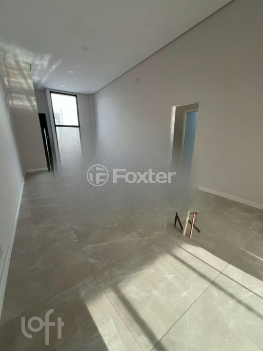 Casa à venda com 3 quartos, 110m² - Foto 4