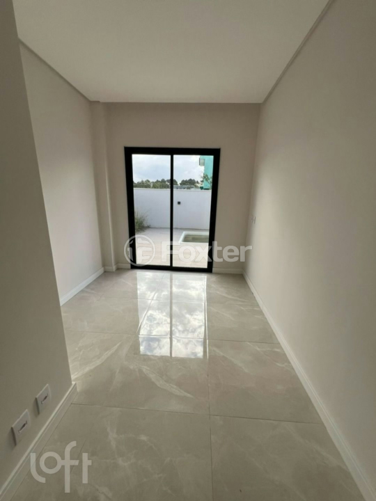Casa à venda com 3 quartos, 110m² - Foto 8