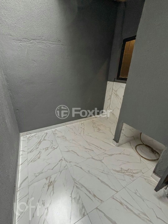Casa à venda com 1 quarto, 30m² - Foto 8