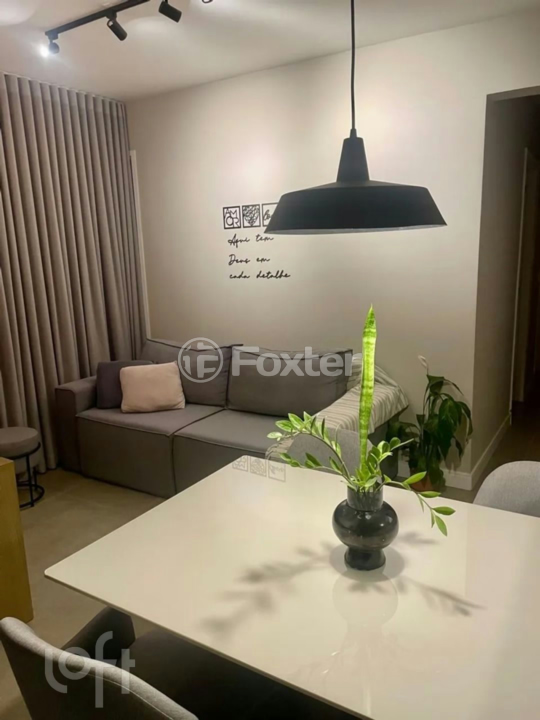 Apartamento à venda com 2 quartos, 43m² - Foto 2