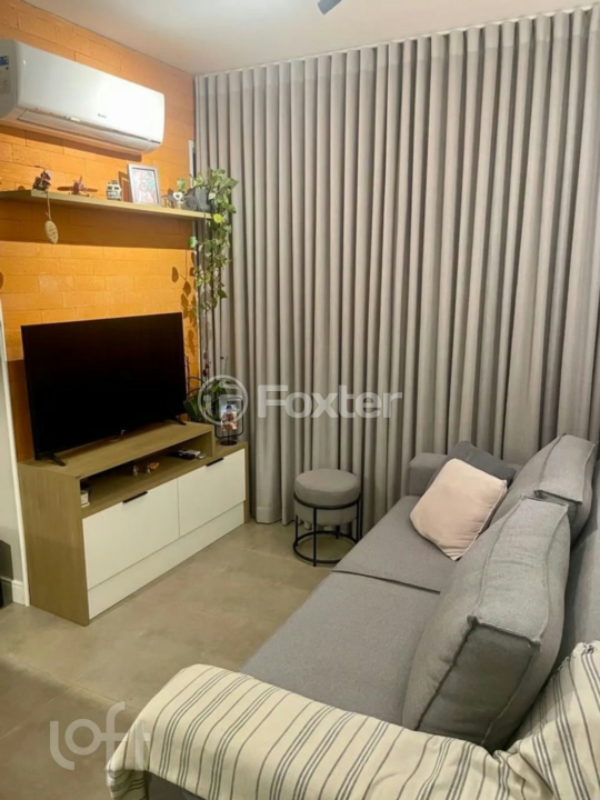 Apartamento à venda com 2 quartos, 43m² - Foto 1