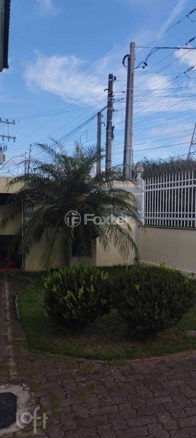Casa à venda com 3 quartos, 131m² - Foto 4