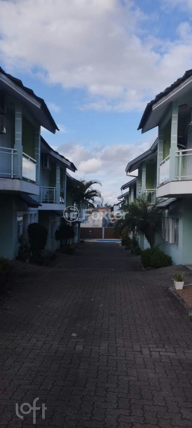 Casa à venda com 3 quartos, 131m² - Foto 3