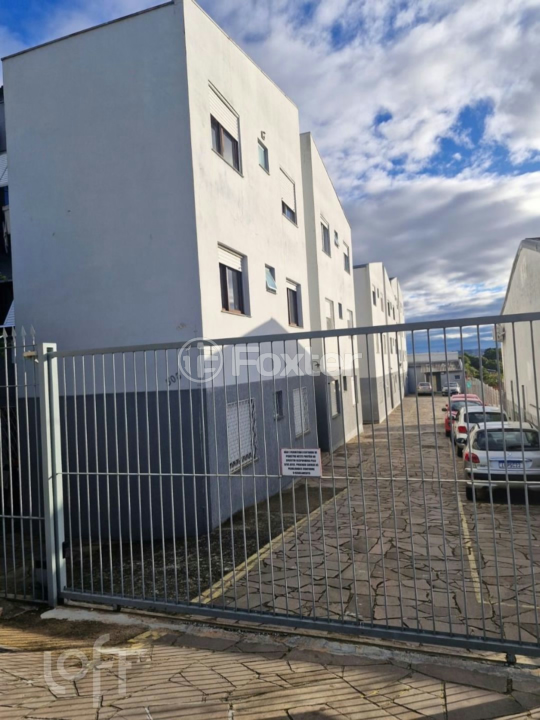 Apartamento à venda com 2 quartos, 47m² - Foto 2
