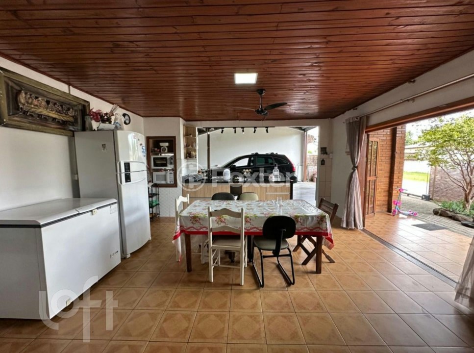 Casa à venda com 3 quartos, 180m² - Foto 16