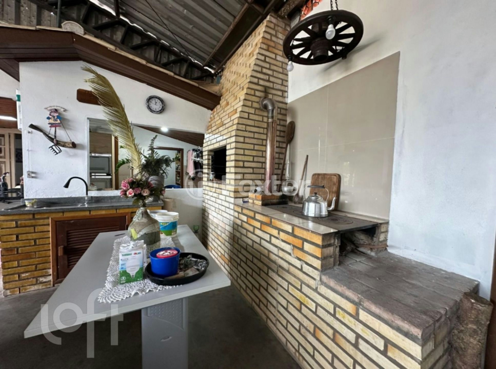 Casa à venda com 3 quartos, 180m² - Foto 6