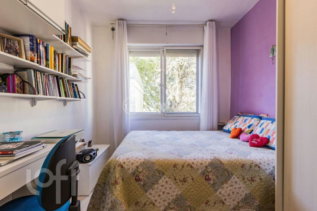 Apartamento à venda com 1 quarto, 55m² - Foto 2