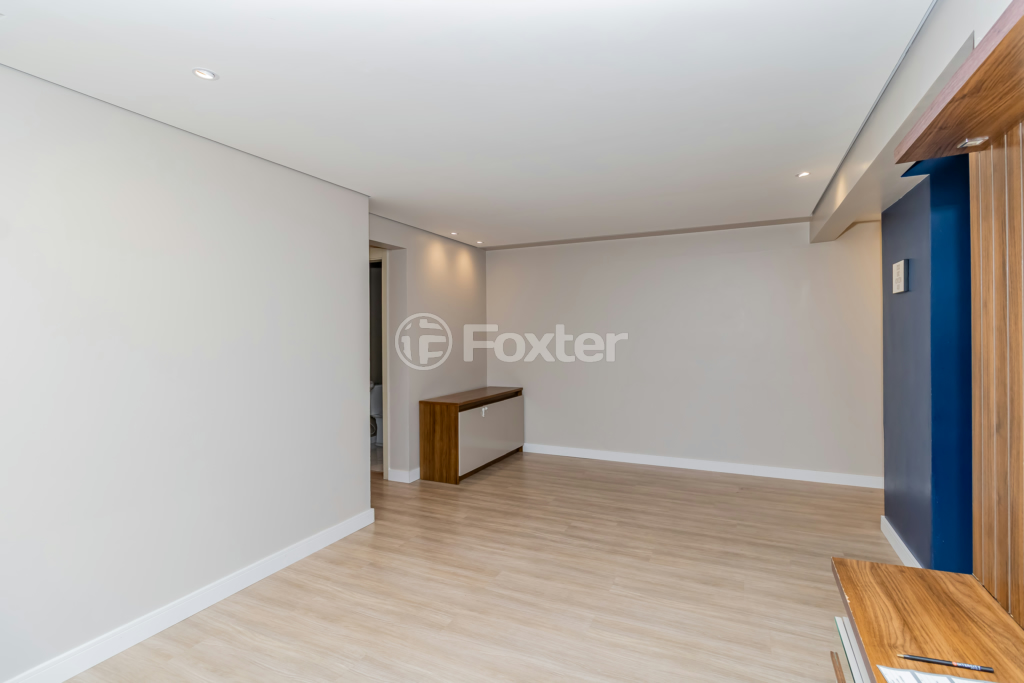 Apartamento à venda com 3 quartos, 79m² - Foto 3