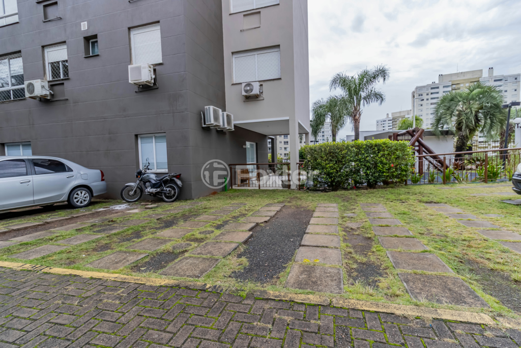 Apartamento à venda com 3 quartos, 79m² - Foto 32