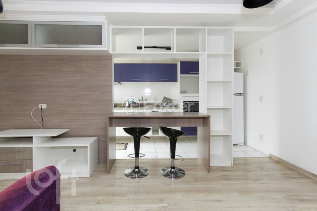 Apartamento à venda com 1 quarto, 38m² - Foto 8