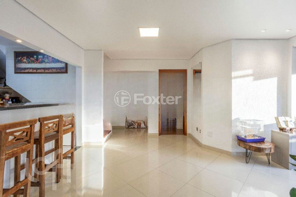 Cobertura à venda com 3 quartos, 240m² - Foto 2