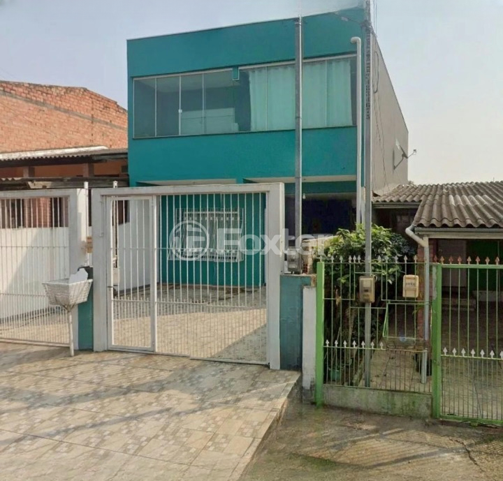 Casa à venda com 3 quartos, 196m² - Foto 1